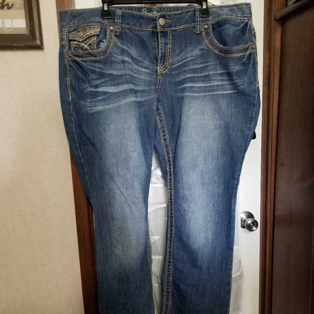 Amethyst jeans